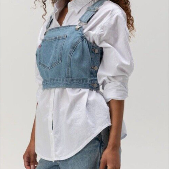Levi's Tops - NWT Levi's Women's Square Neck Shellsea Overalls Top Hey Friend Light Wash Small